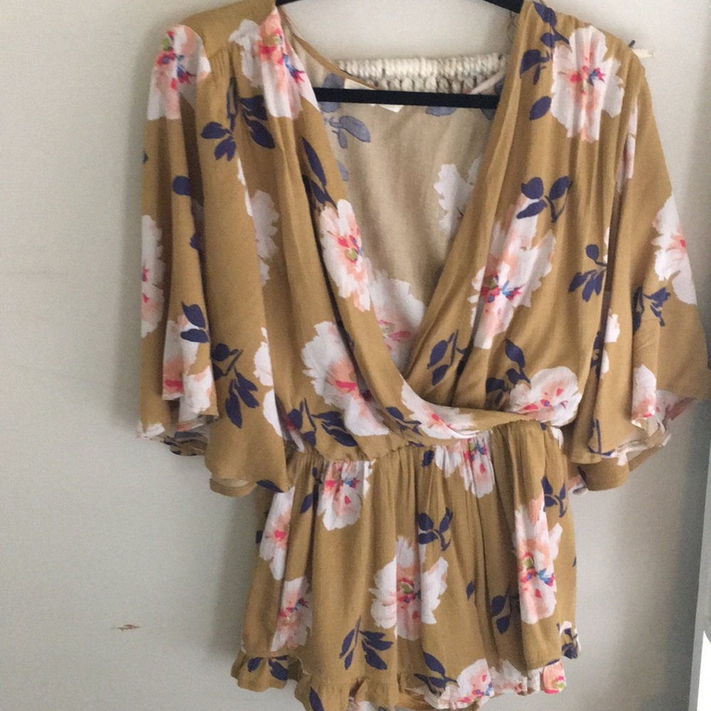 Gorgeous romper!
